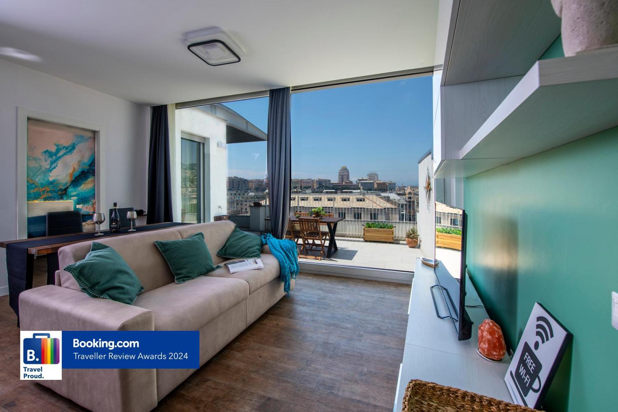 Attico Luxury Con Parcheggio E Terrazza Vista Mozzafiato Apartment Genoa Exterior photo